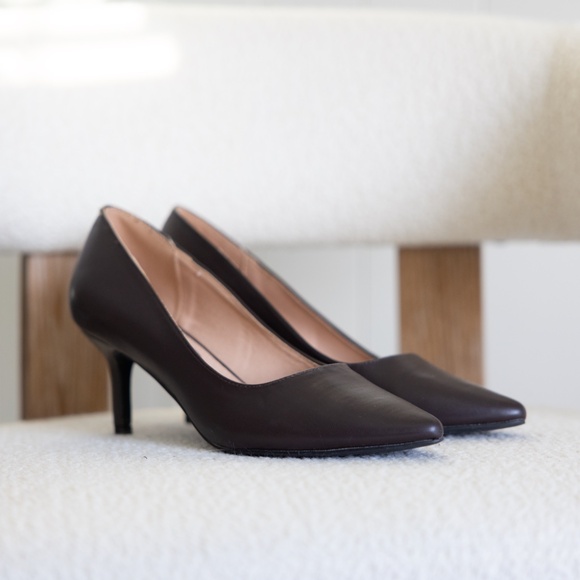 French Connection Brown Kitten Heel Pointed Toe Pumps Faux Leather Womens US 7 - Picture 2 of 14